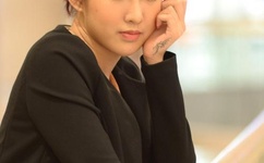 《巨乳女教师》BD版电影